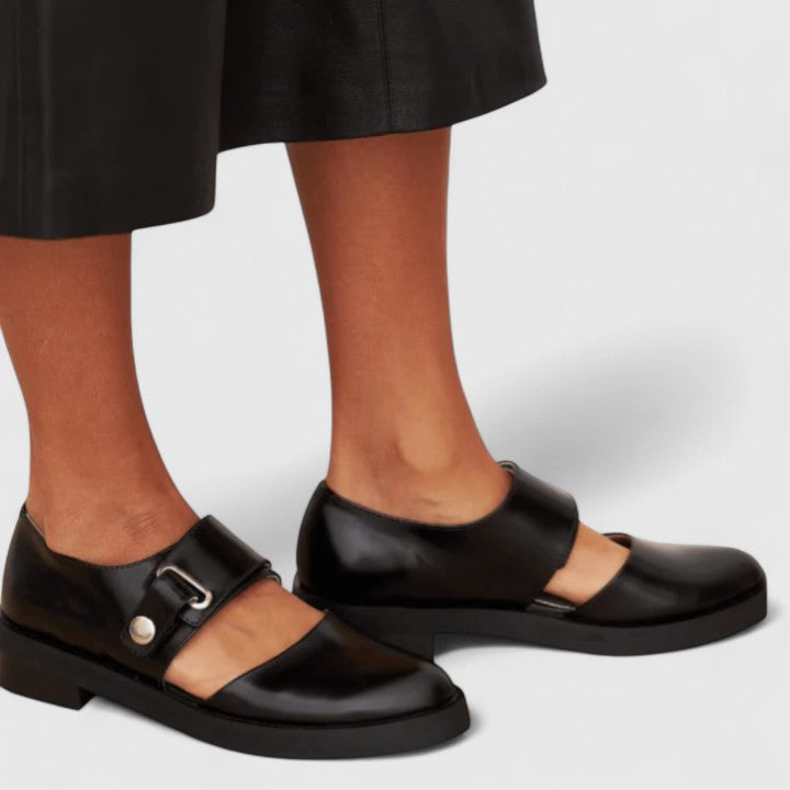Lyssavelle | Stylish Elegance Footwear