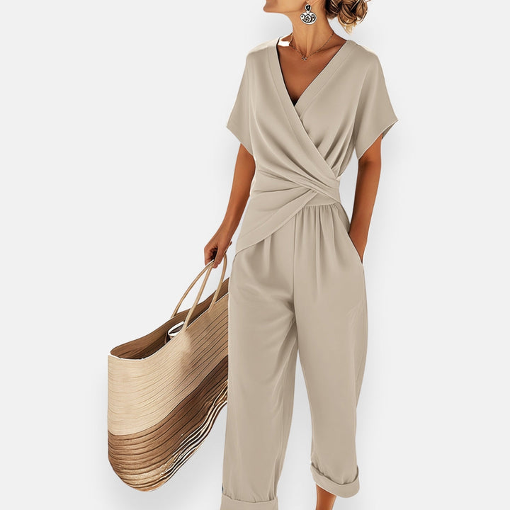 Hayden Lyra | Bow-Draped Ensemble