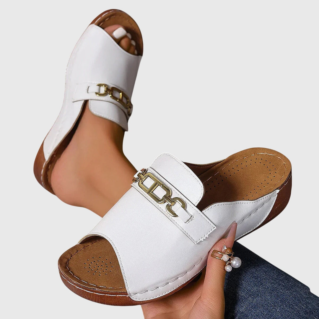Diora™ | Cozy Sandals