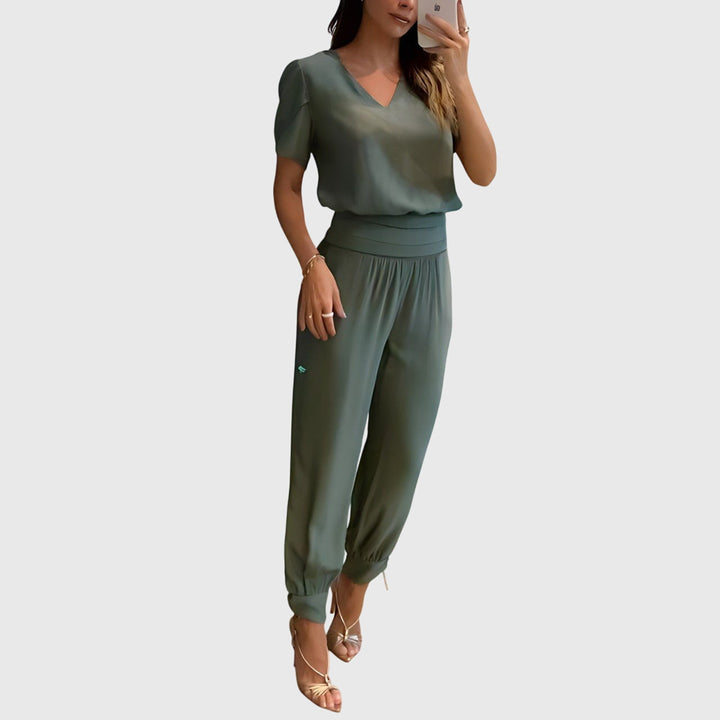 Jennifer | Chic Blouse and Trousers Ensemble