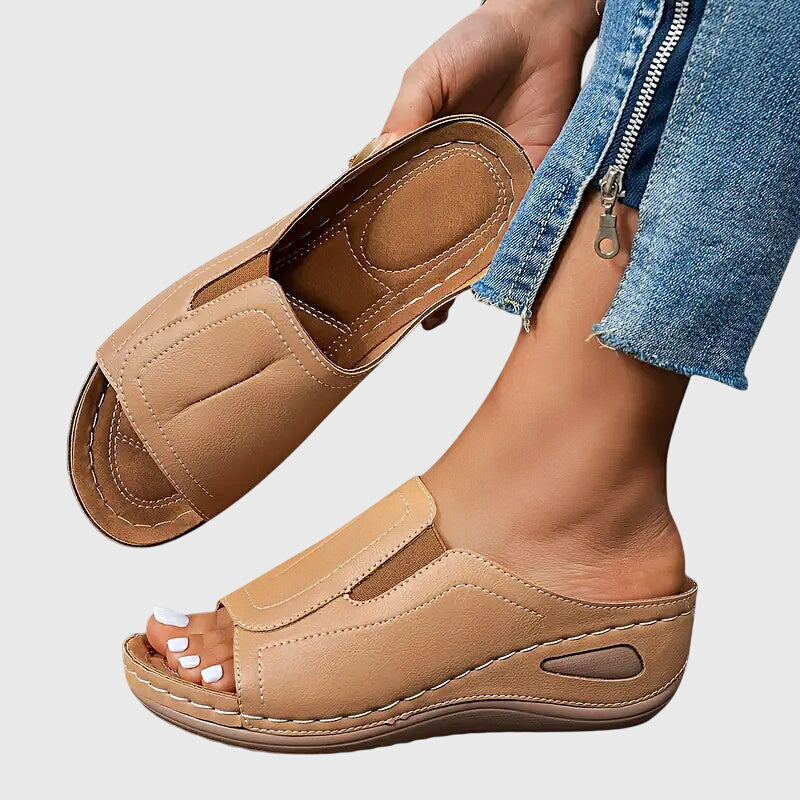Aretha™ | Comfort-Focused Orthopedic Sandals