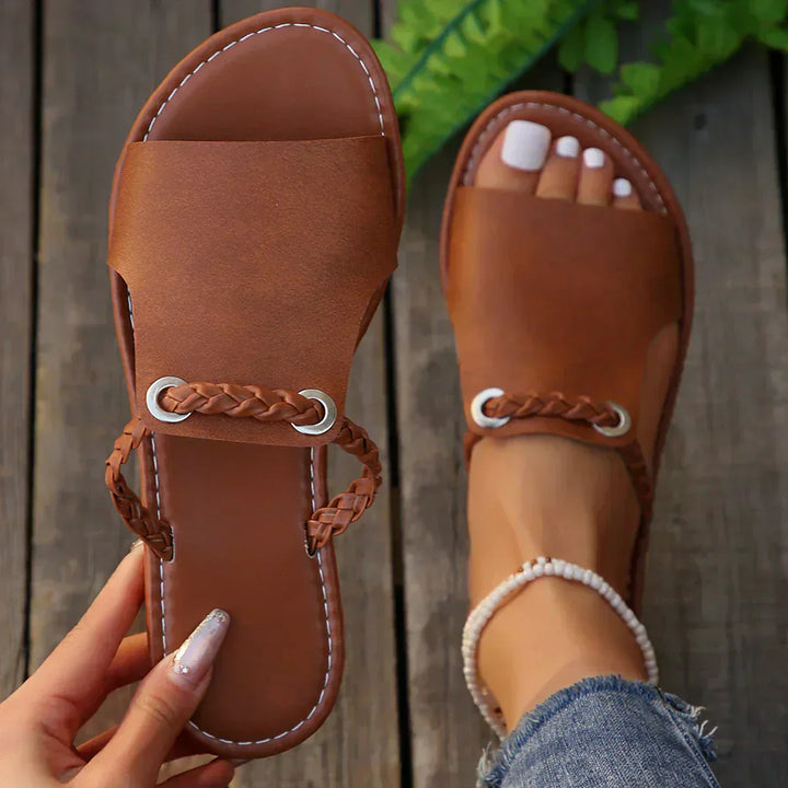 NOVA Loop Sandals