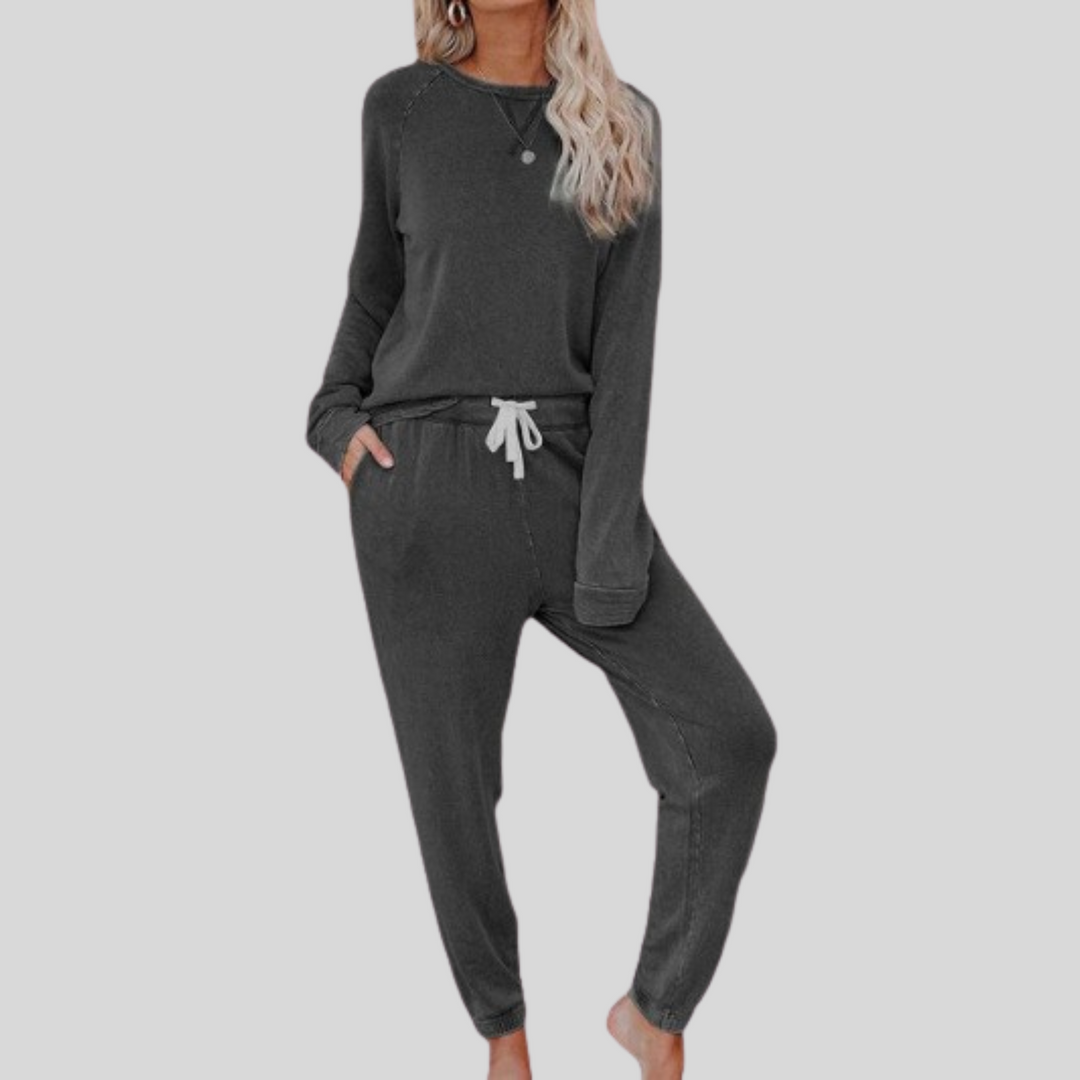 JOCELYN™ - Relaxed Long Sleeve Top and Sweatpants Ensemble