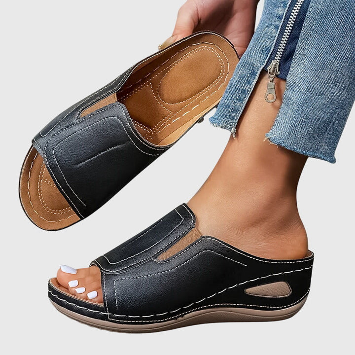 Aretha™ | Comfort-Focused Orthopedic Sandals