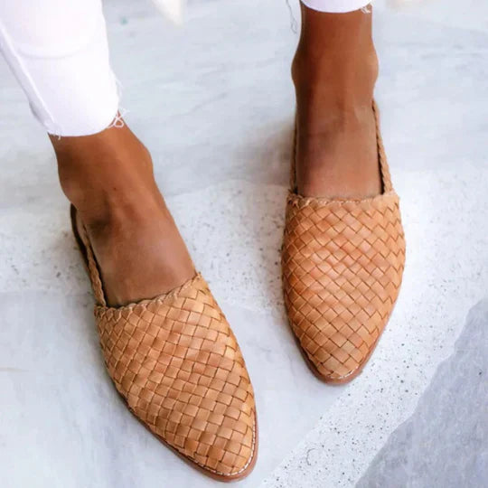 Leia | Stylish Flat Sandals