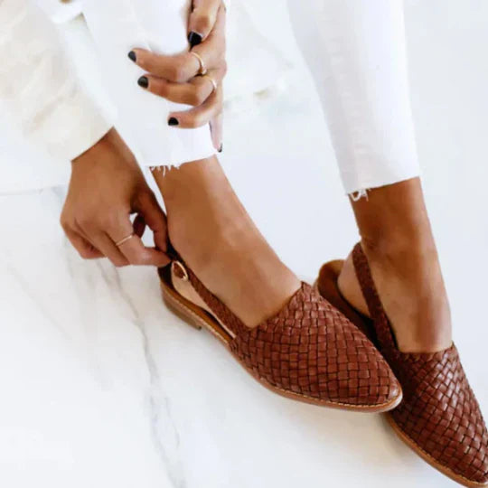 Leia | Stylish Flat Sandals